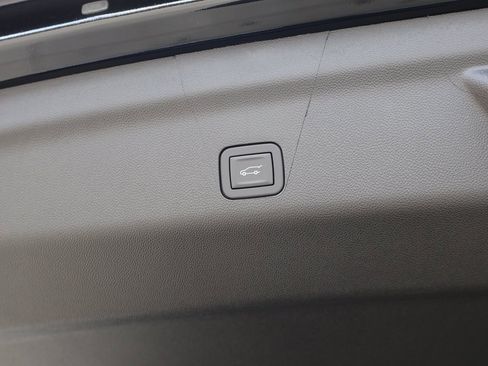 New 2026 Chevrolet Tahoe Premier image 34