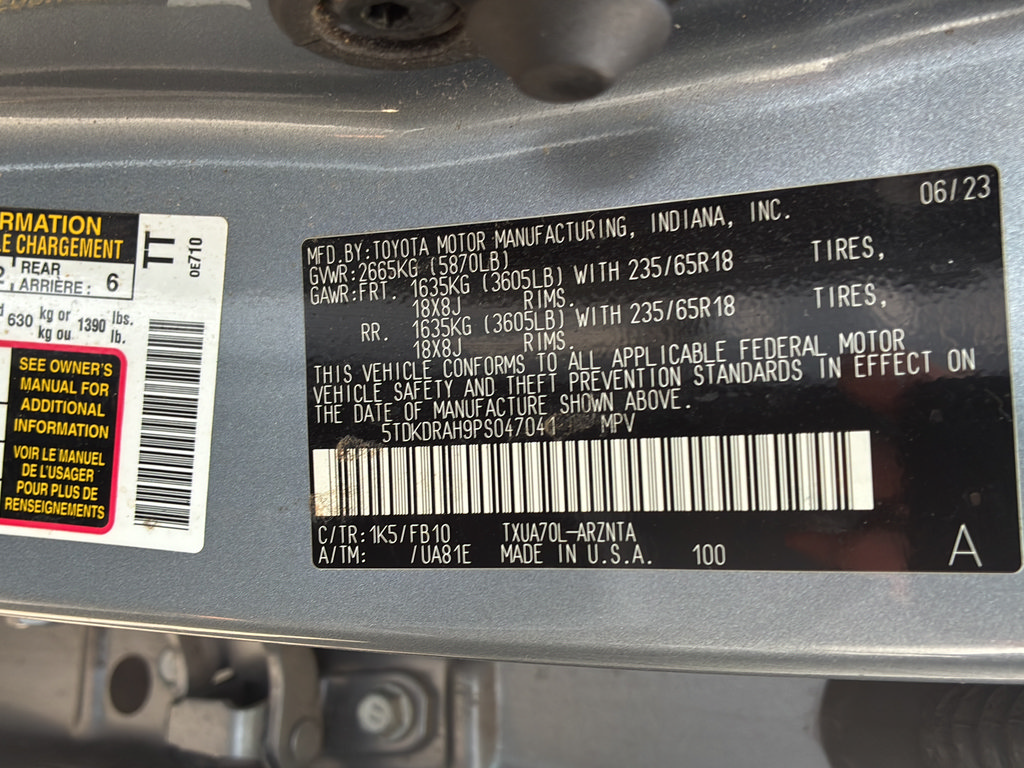 Used 2023 Toyota Highlander LE FWD image 36