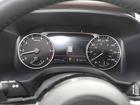 Used 2023 Nissan Rogue SV w/ SV Premium B Package image 15