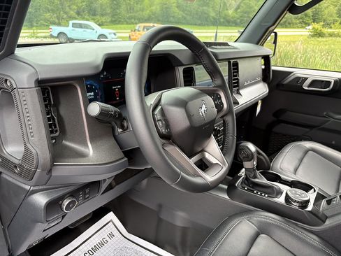 New 2026 Ford Bronco Badlands AWD/4WD image 29