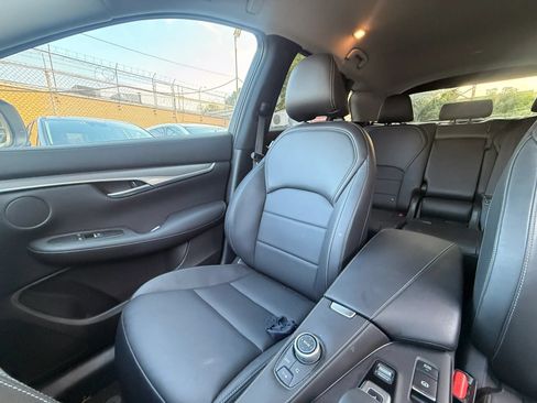 Used 2022 INFINITI QX50 Pure AWD/4WD image 14