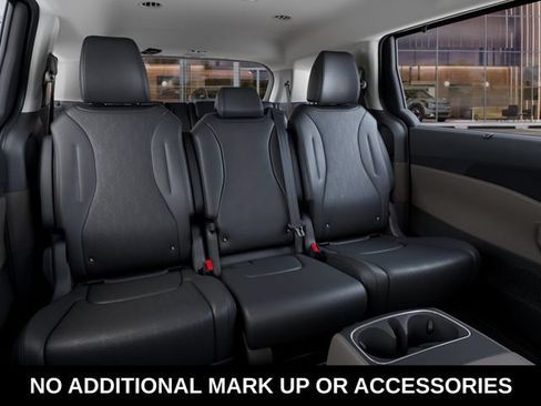 New 2026 Kia Carnival EX FWD image 16