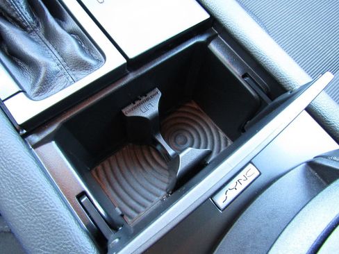 Used 2017 Ford Taurus SEL image 21