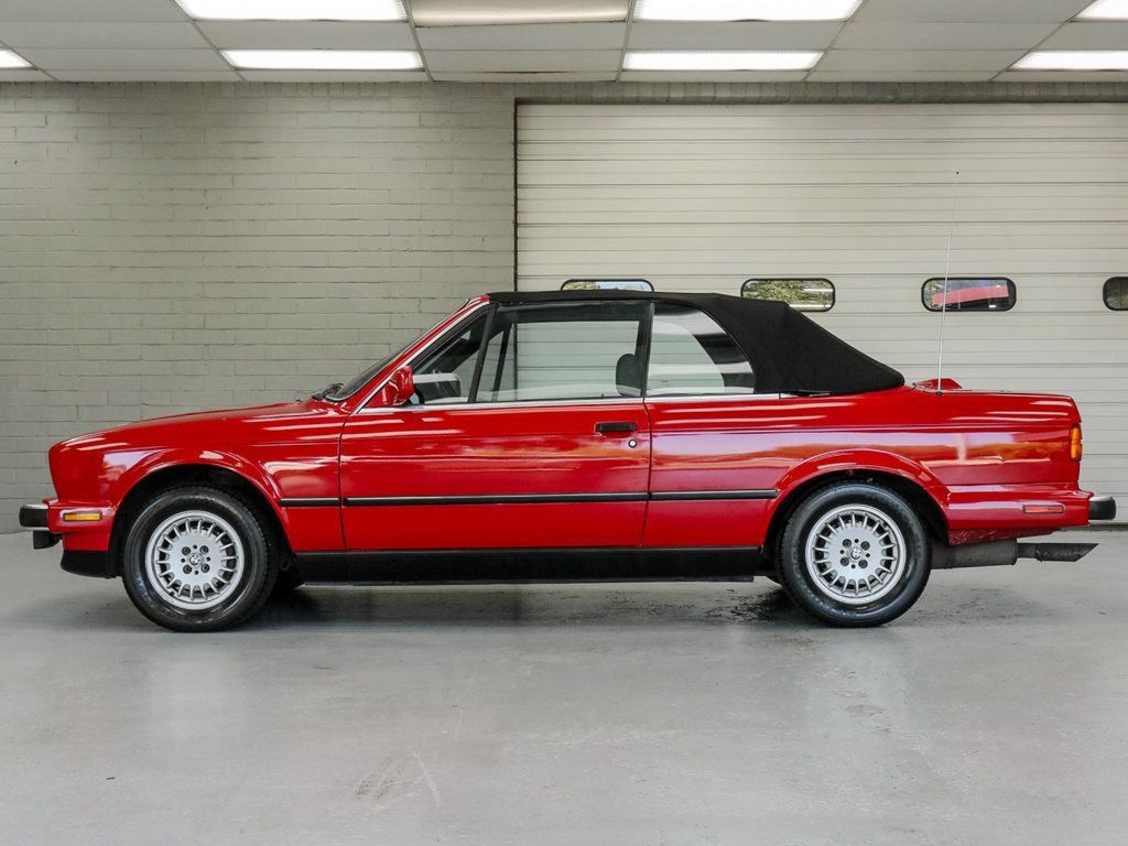 Used 1987 BMW 325i Convertible RWD image 4