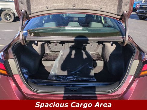 Certified 2025 Nissan Altima 2.5 SV w/ SV Premium Package image 13