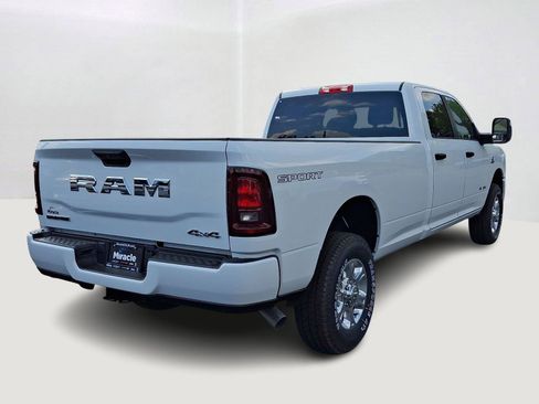 New 2026 RAM 2500 Big Horn AWD/4WD image 3