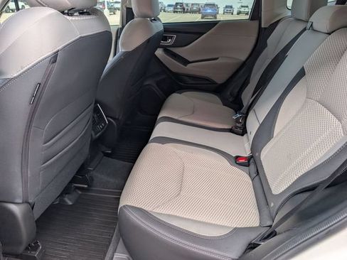 Used 2021 Subaru Forester Premium AWD/4WD image 27