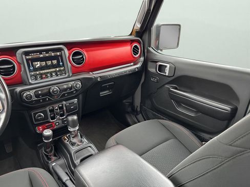 Used 2019 Jeep Wrangler Unlimited Rubicon image 24