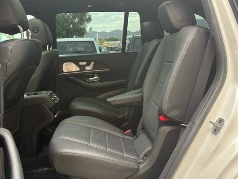 Used 2022 Mercedes-Benz GLS 450 4MATIC image 33