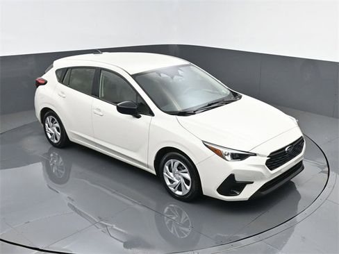 Used 2024 Subaru Impreza 2.0i image 16