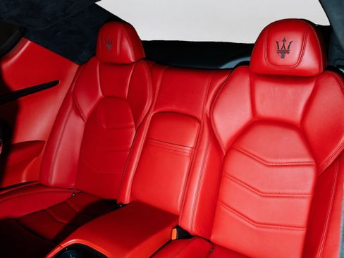 Used 2018 Maserati GranTurismo Sport RWD image 6