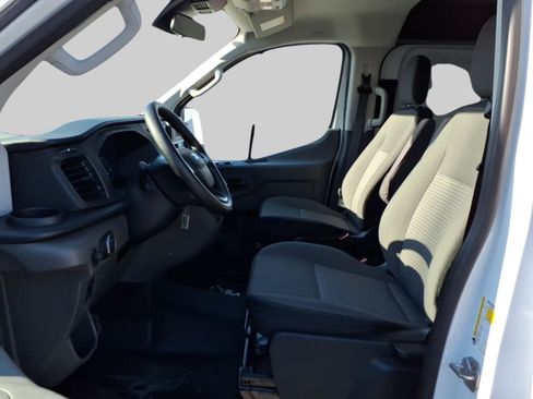 Used 2024 Ford Transit 150 Low Roof AWD image 12