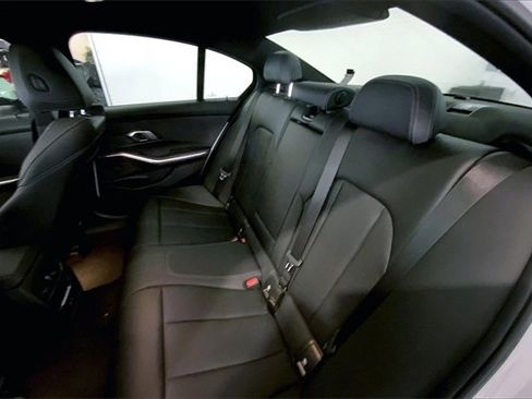 Used 2023 BMW 330i Sedan w/ Convenience Package image 20