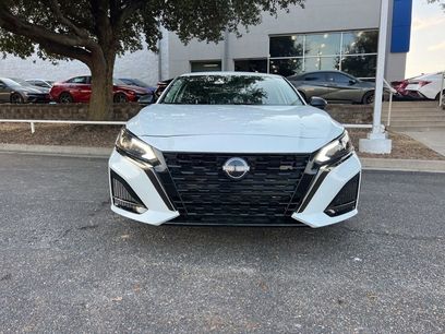 Used 2024 Nissan Altima 2.5 SV