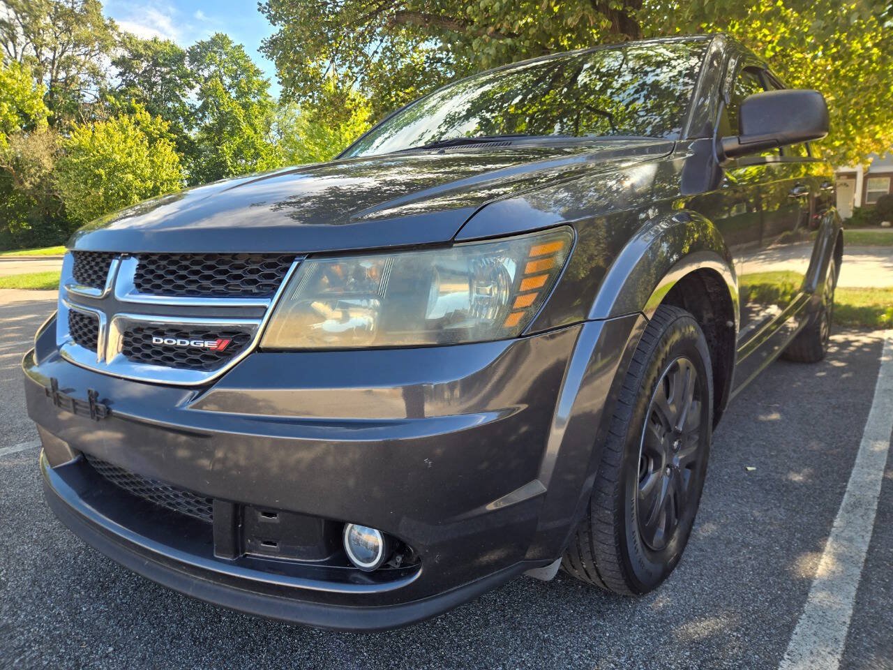 Used 2018 Dodge Journey SE w/ Connectivity Group FWD image 1