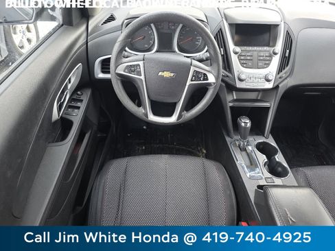Used 2017 Chevrolet Equinox LT image 15