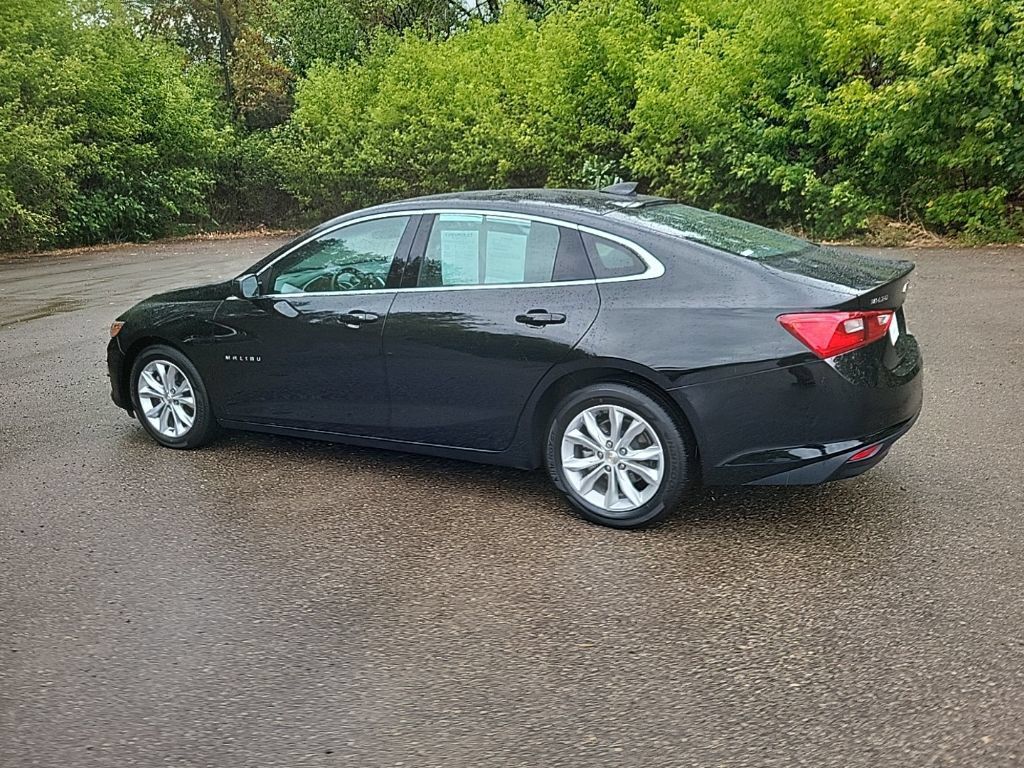 Used 2023 Chevrolet Malibu LT FWD image 16