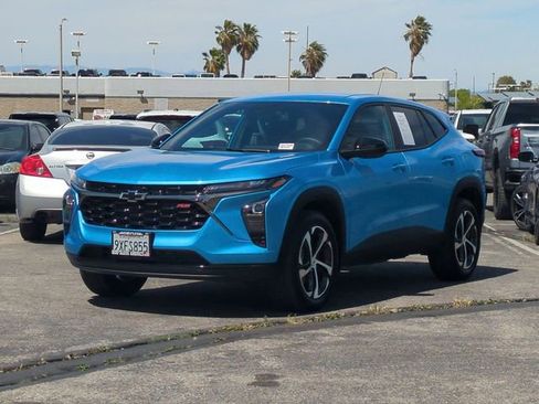 Used 2026 Chevrolet Trax RS w/ Driver Confidence Package image 4