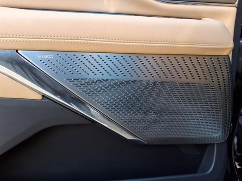 New 2025 Cadillac Escalade IQ Luxury 2 image 16