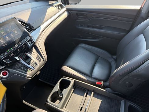 Used 2023 Honda Odyssey Sport image 19