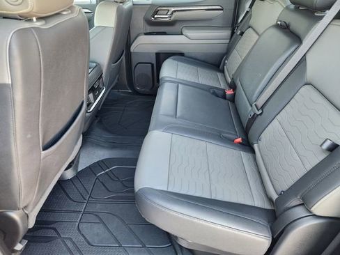 Used 2023 Chevrolet Silverado 1500 ZR2 image 26