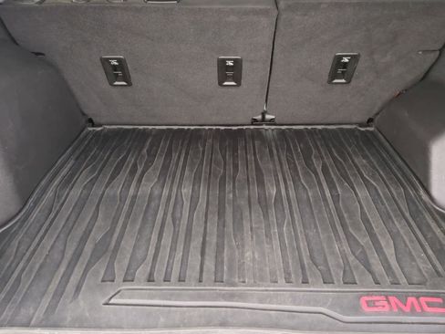 Used 2019 GMC Terrain SLE w/ Driver Convenience Package image 34