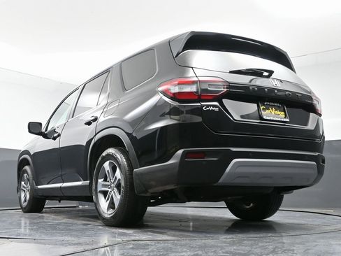 Used 2025 Honda Pilot EX-L image 53