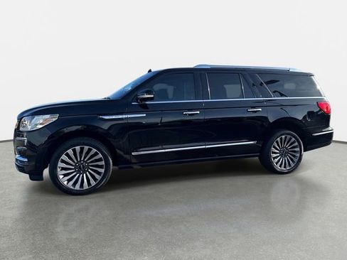 Used 2019 Lincoln Navigator L Reserve AWD/4WD image 2