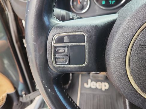 Used 2012 Jeep Wrangler Sahara AWD/4WD image 20