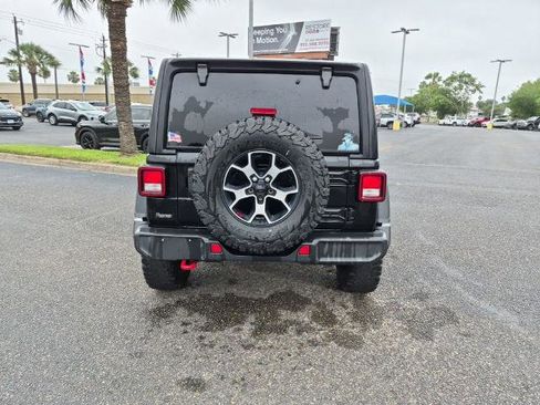 Used 2022 Jeep Wrangler Unlimited Rubicon AWD/4WD image 4