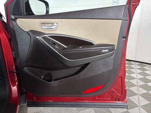 Used 2017 Hyundai Santa Fe Sport image 26