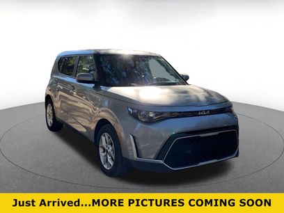 Used 2025 Kia Soul LX w/ LX Technology Package
