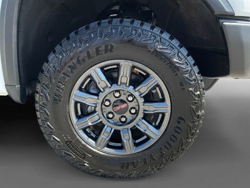 New 2025 GMC Sierra 1500 AT4X image 14