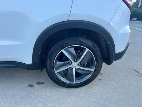 Certified 2022 Honda HR-V EX image 25