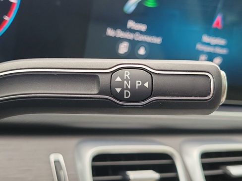 Used 2020 Mercedes-Benz GLS 450 GLS 450 w/ Convenience Package image 38