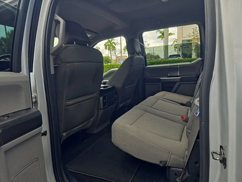 Used 2019 Ford F150 XLT w/ Equipment Group 302A Luxury AWD/4WD image 4