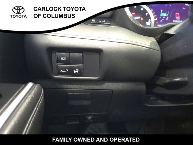 Used 2021 Toyota Highlander Limited AWD/4WD image 27