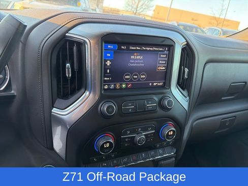 Used 2019 Chevrolet Silverado 1500 LTZ w/ LTZ Texas Edition image 9