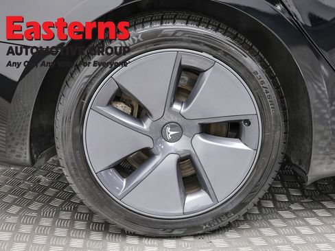 Used 2023 Tesla Model 3 Standard Range RWD image 25