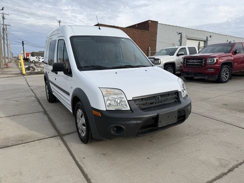 Used 2010 Ford Transit Connect XL image 11