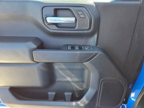 Used 2025 Chevrolet Silverado 1500 Custom w/ Turbomax Blackout Package image 21