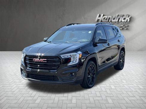 Used 2024 GMC Terrain SLT w/ Elevation Edition AWD/4WD image 5