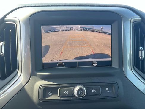 Certified 2025 Chevrolet Silverado 1500 Custom image 26