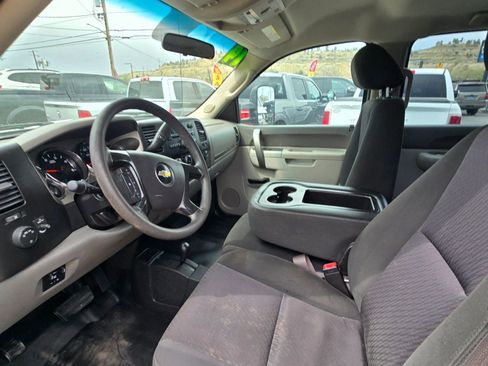Used 2014 Chevrolet Silverado 3500 W/T w/ Snow Plow Prep Package AWD/4WD image 9
