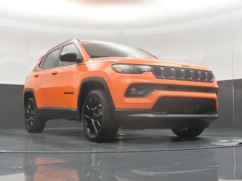 New 2026 Jeep Compass Latitude AWD/4WD image 52