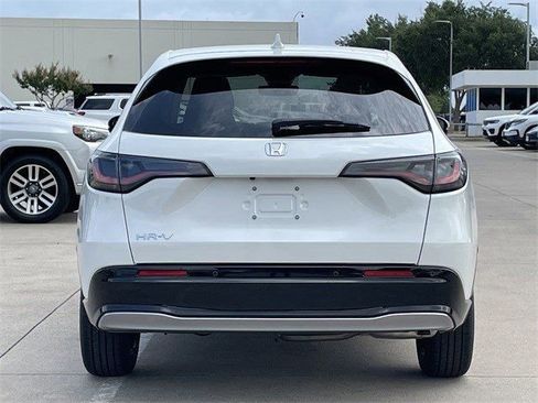New 2026 Honda HR-V EX-L image 5