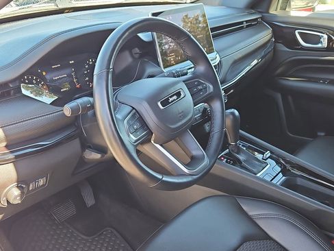 Used 2022 Jeep Compass Altitude w/ Convenience Group image 16