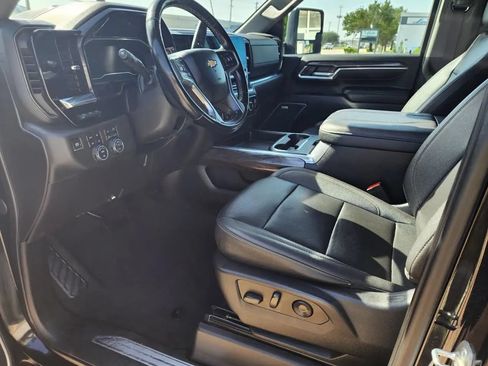 Used 2024 Chevrolet Silverado 2500 LTZ w/ LTZ Plus Package AWD/4WD image 12