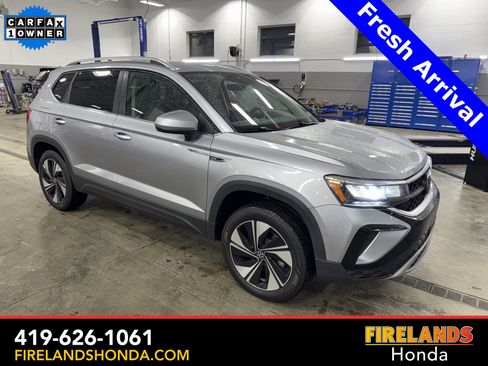 Used 2024 Volkswagen Taos SE image 7