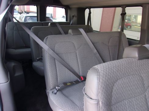 Used 2016 Chevrolet Express 3500 LT w/ LT Preferred Equipment Group image 28